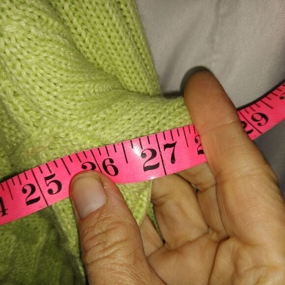 North Crest sweater   - Picture 4 of 4